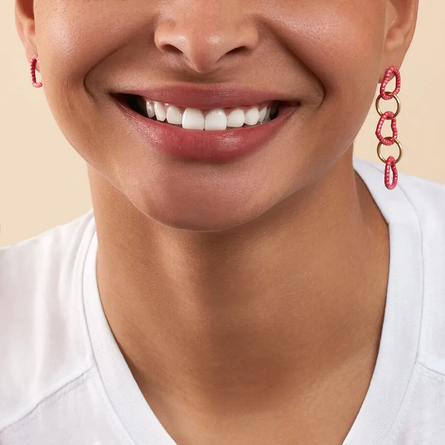 AGATHA FR Boucles D'oreilles Pendantes SESHA - Rose / Doré 4 AGATHA FR Boucles D'oreilles Pendantes SESHA - Rose / Doré – Image 2